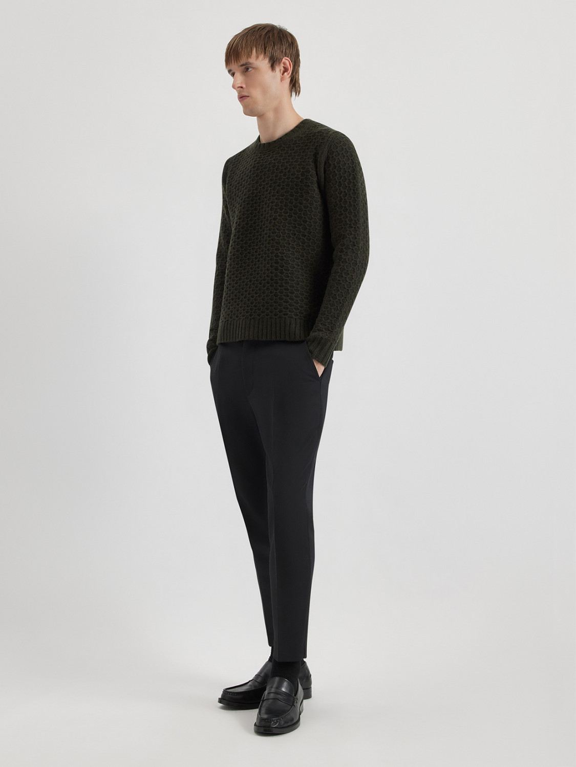 ALPHA STUDIO: HEXAGON MICRO-STITCH CREW NECK SWEATER