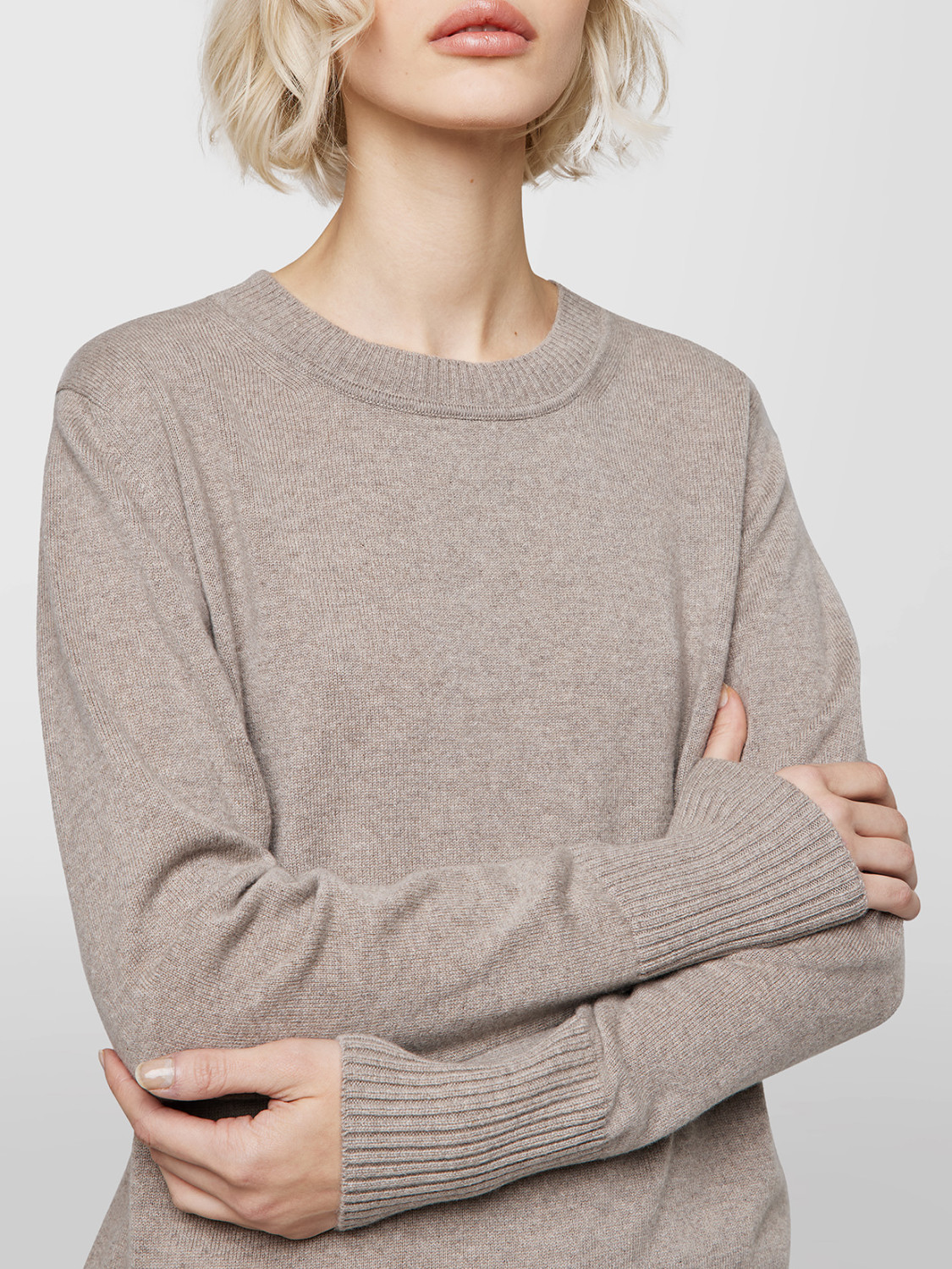 ALPHA STUDIO: FOUR SEASON CREW NECK SWEATER