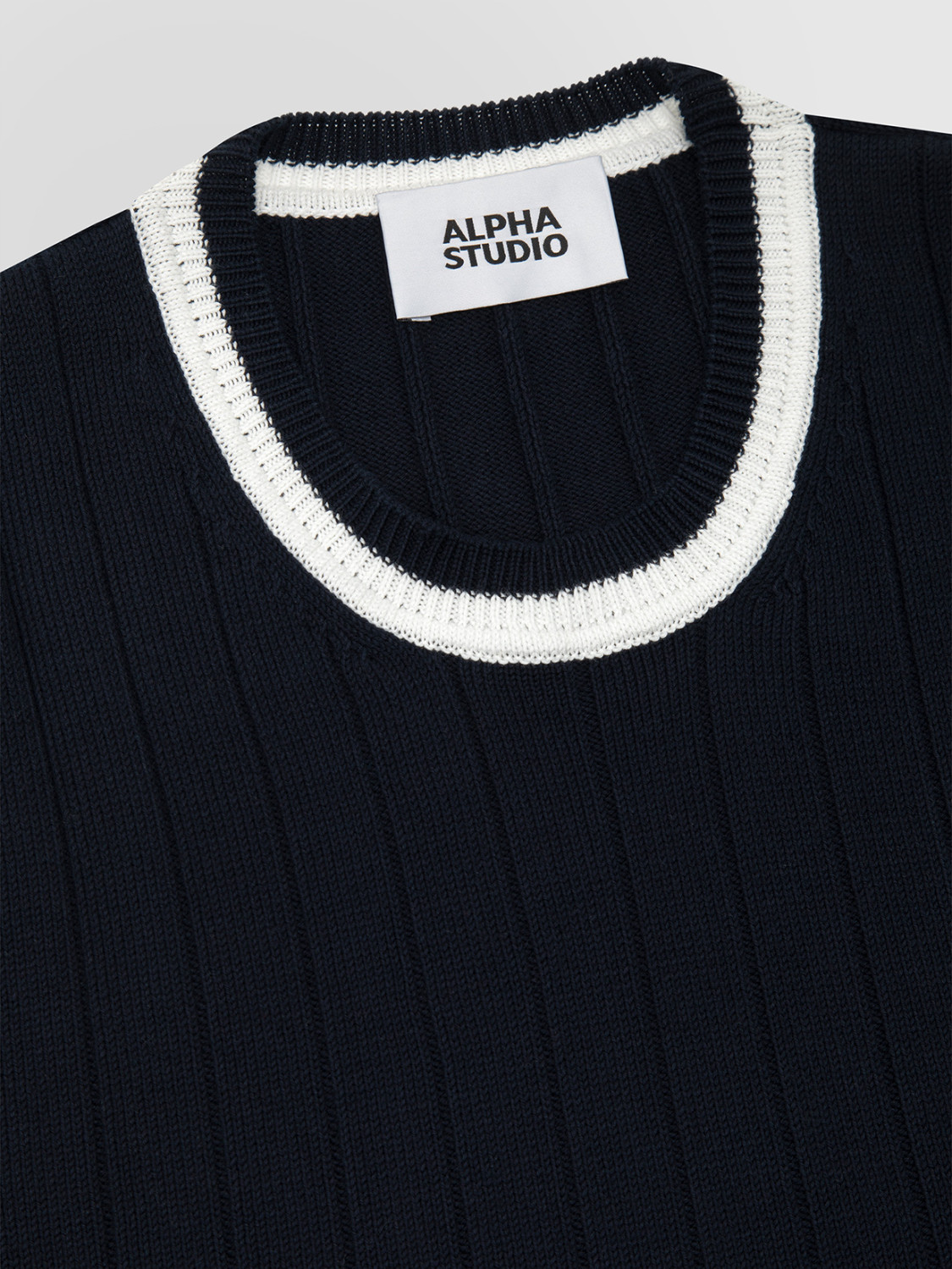 ALPHA STUDIO: HEAVY NECKLACE