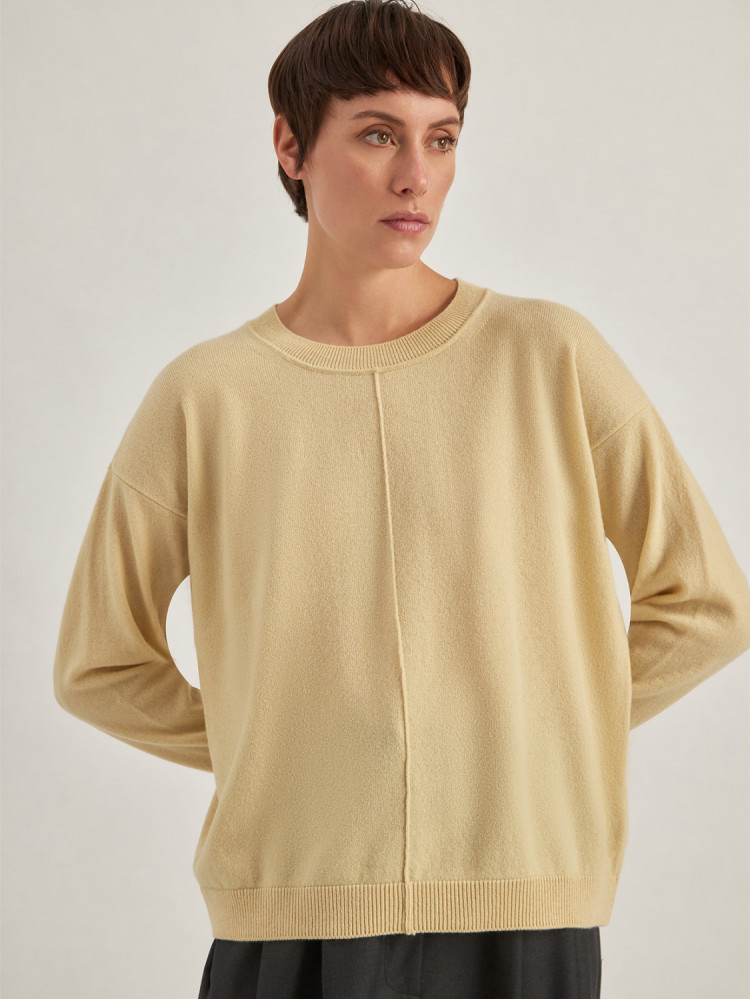 CREW NECK SWEATER IN CASHMERE
