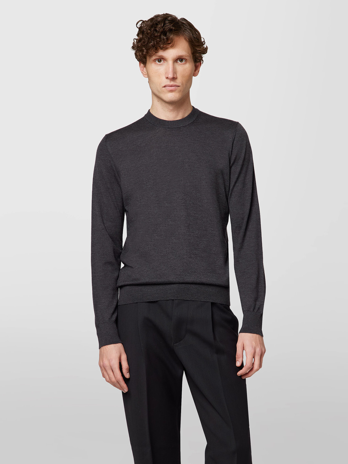 ALPHA STUDIO: COL ROND EN CACHEMIRE PEIGNE'