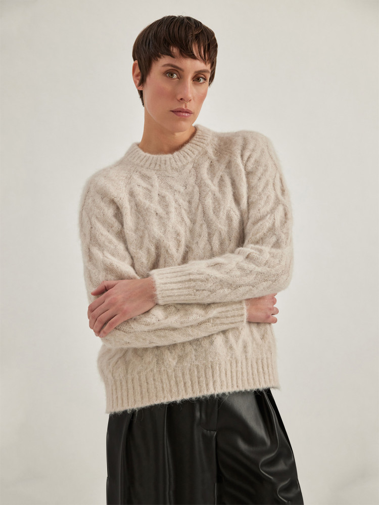 CREW NECK SWEATER IN KNIT