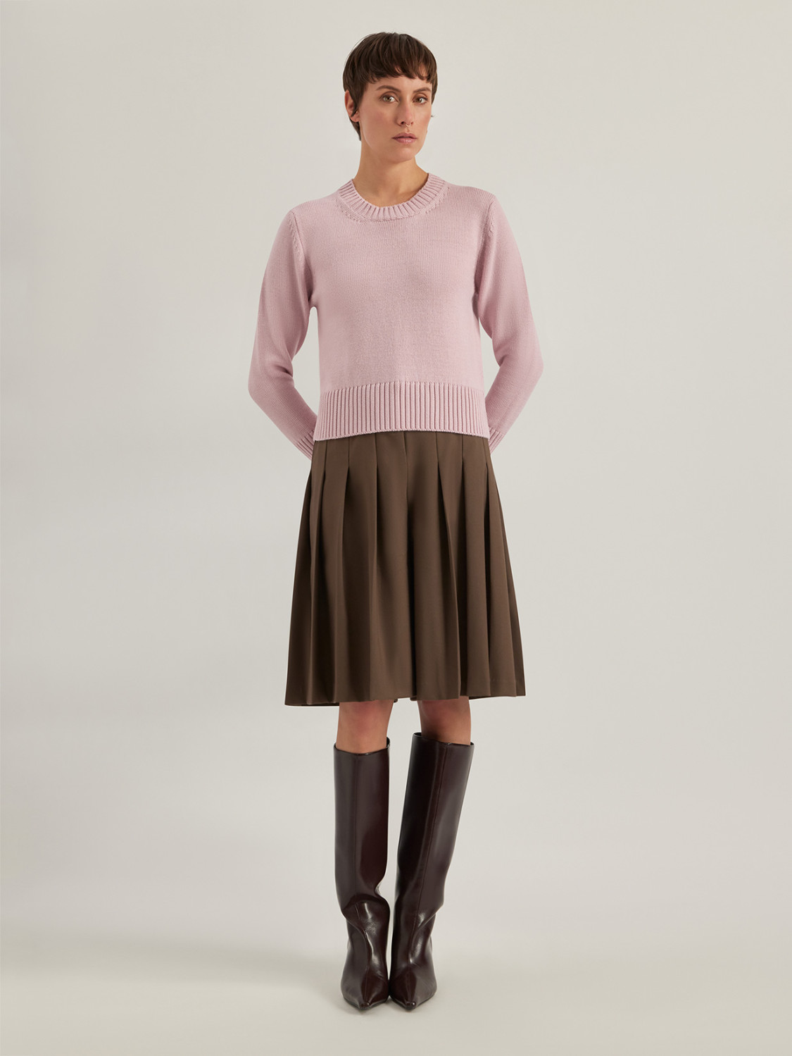 ALPHA STUDIO: JERSEY DE CUELLO REDONDO EN LANA MERINO