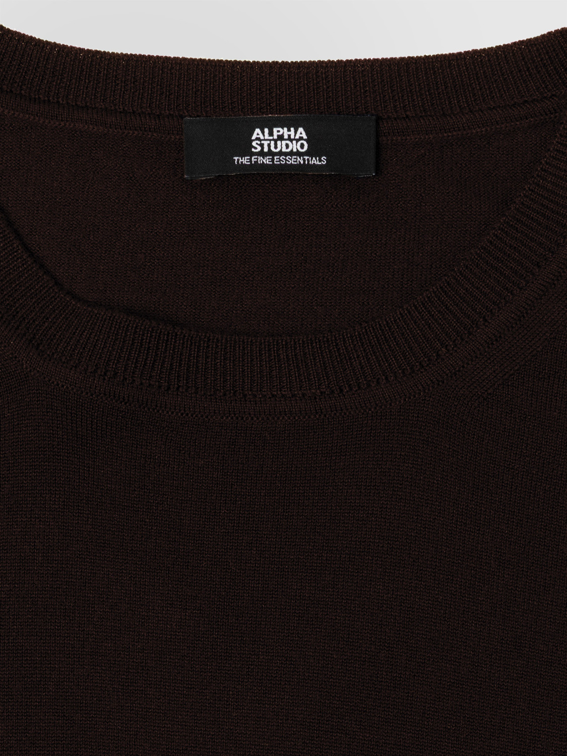 ALPHA STUDIO: CREW NECK SWEATER IN MERINO WOOL