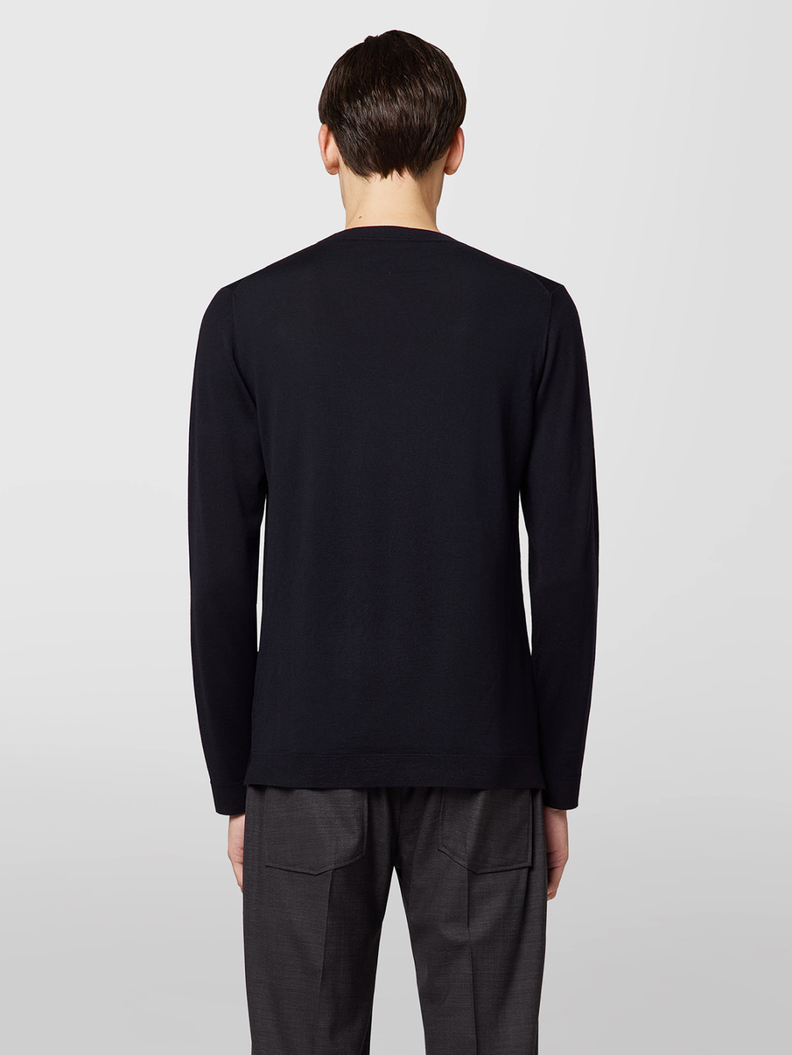 ALPHA STUDIO: CUELLO REDONDO EN MERINO ULTRAFINO