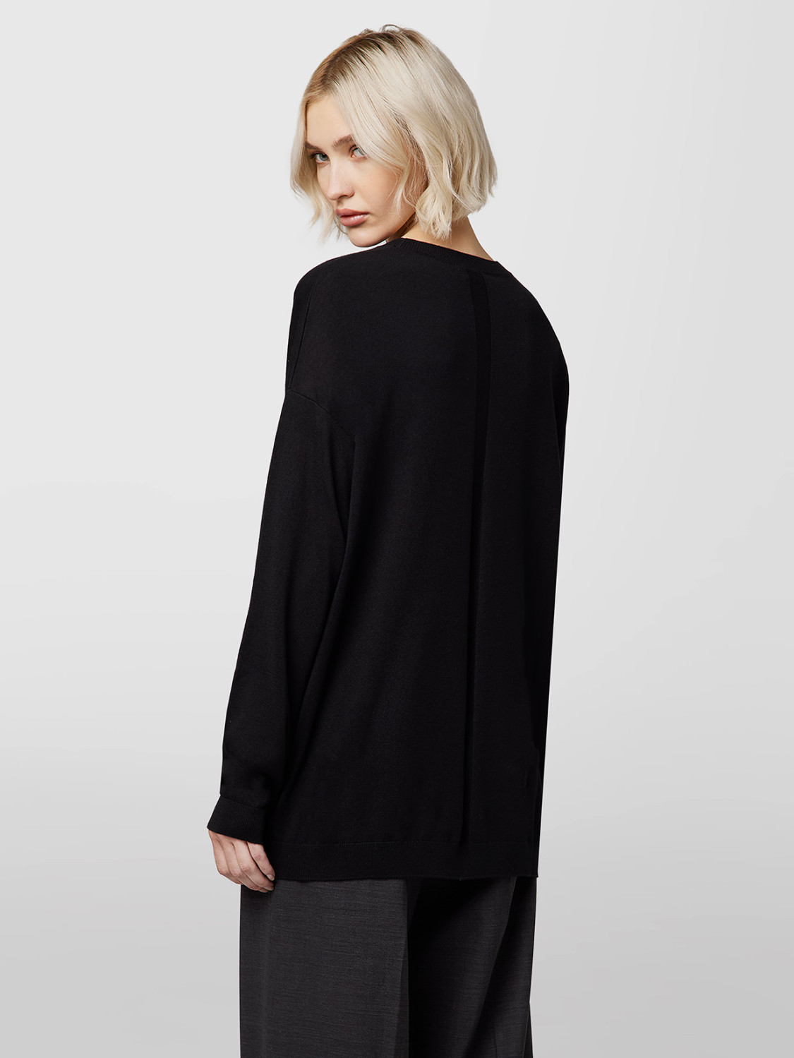 ALPHA STUDIO: CREWNECK IN SILK AND CASHMERE