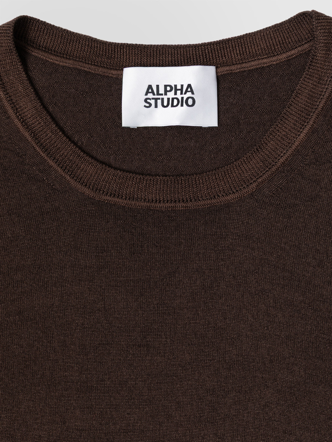 ALPHA STUDIO: POLISHED CREW NECK SWEATER IN MERINO WOOL