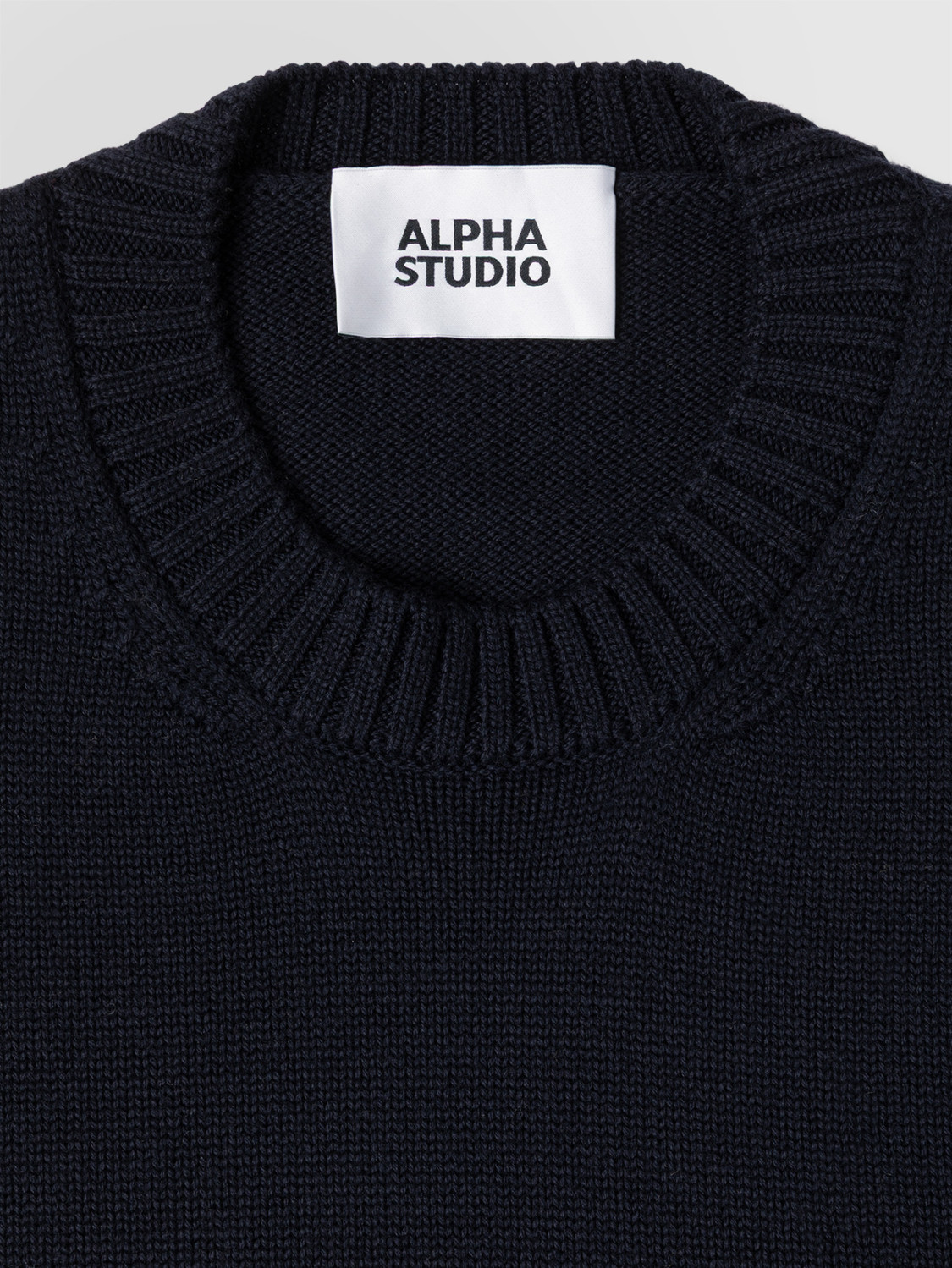 ALPHA STUDIO: MULTI-PLY CREW NECK SWEATER IN MERINO WOOL