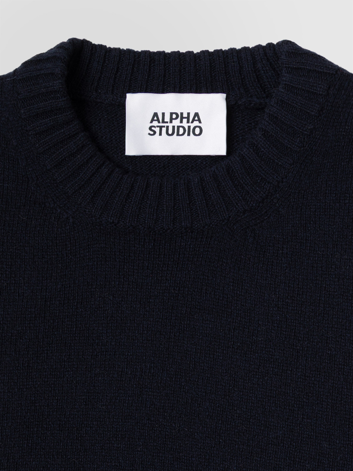 ALPHA STUDIO: MULTI-PLY SLEEVELESS CREW NECK SWEATER IN WOOL AND CASHMERE