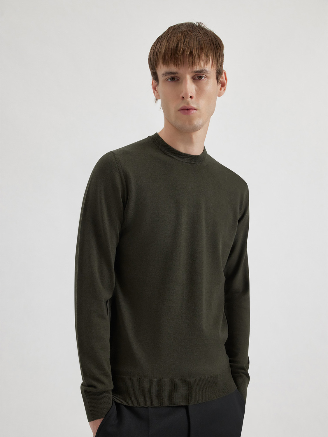 ALPHA STUDIO: GIROCOLLO SLIM IN MERINOS