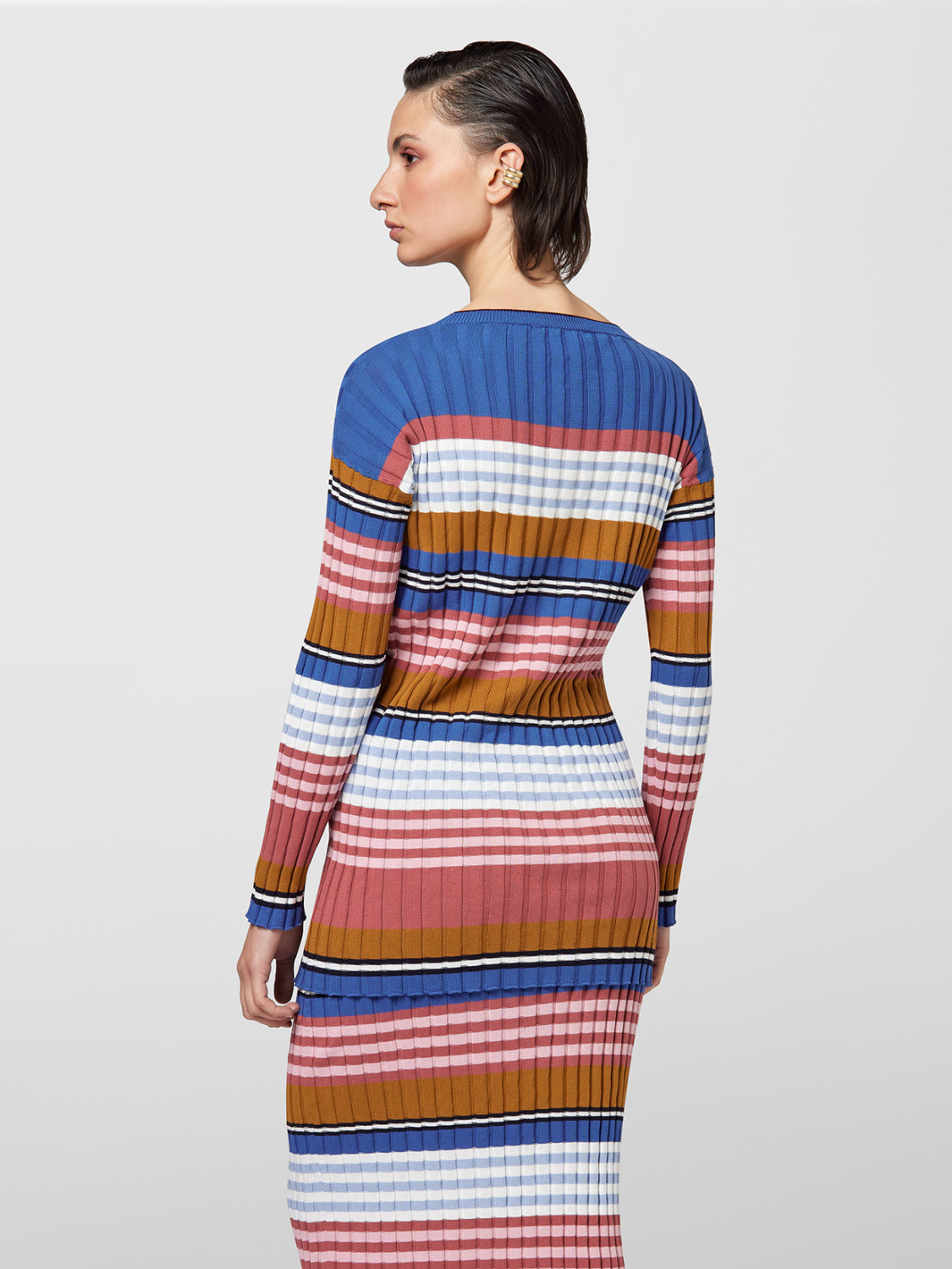 ALPHA STUDIO: CUELLO REDONDO RAYAS MULTICOLOR