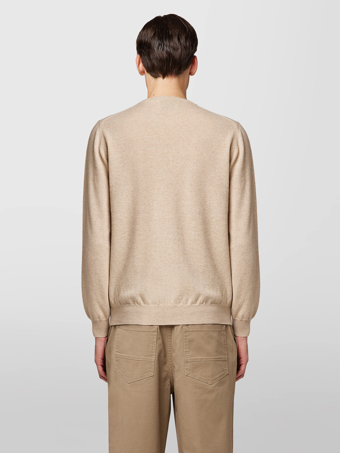 ALPHA STUDIO: URBAN BASIC CREW NECK SWEATER IN CASHMERE