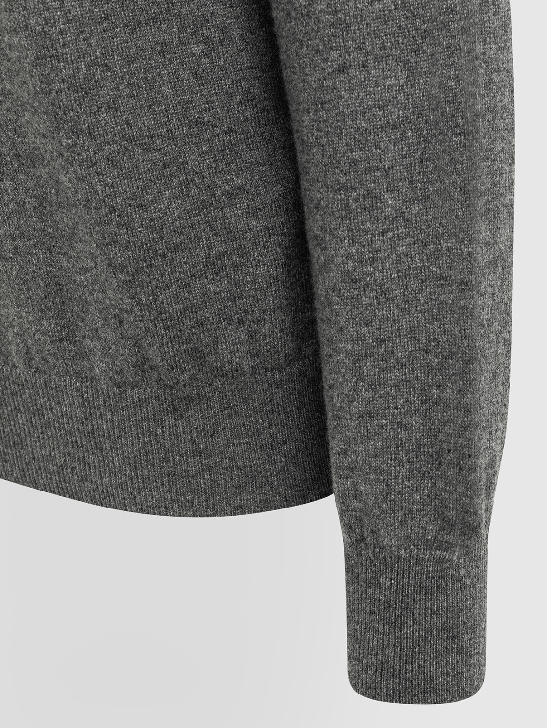 ALPHA STUDIO: GIROCOLLO URBAN BASIC IN CASHMERE
