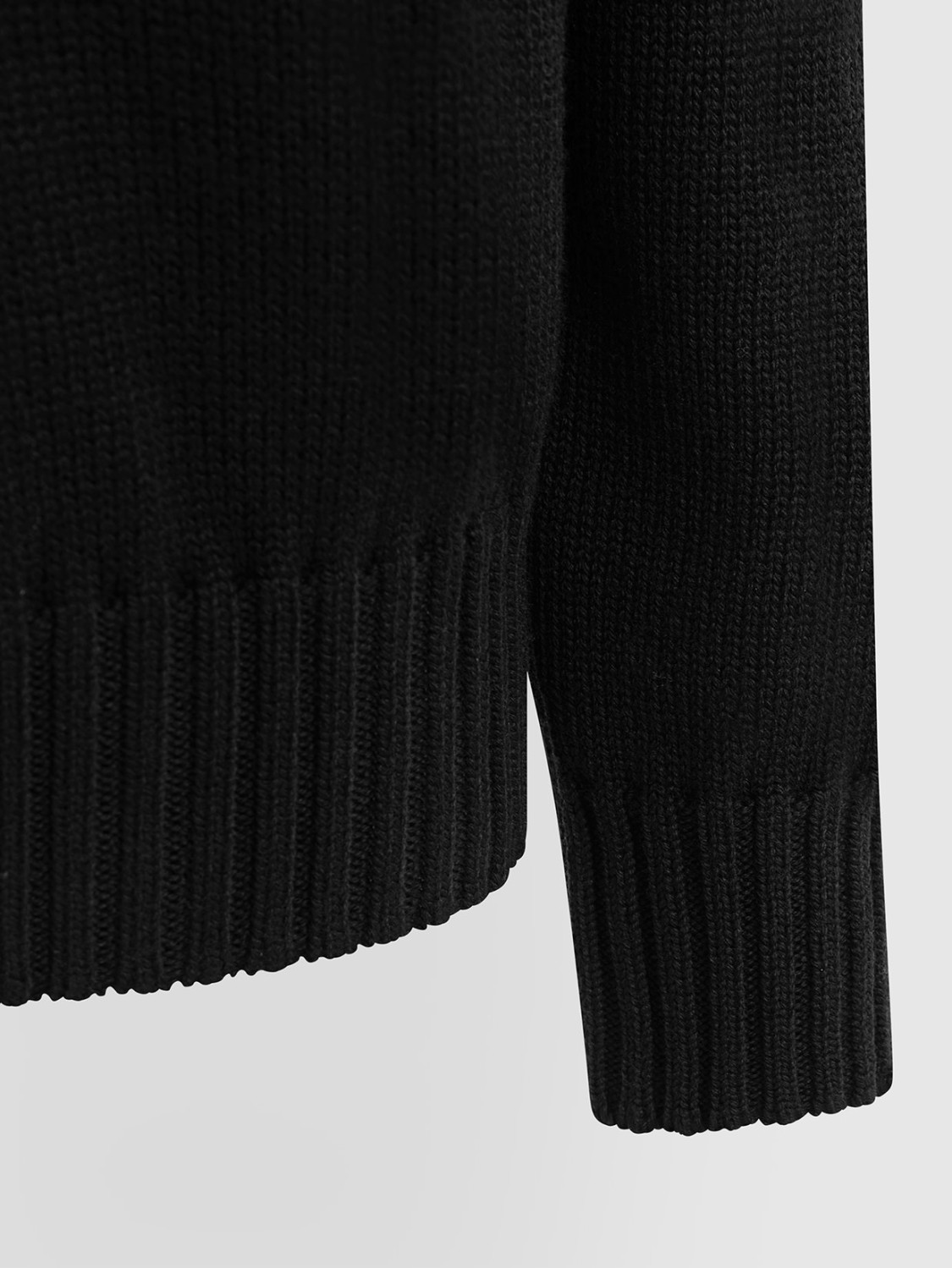 ALPHA STUDIO: GIROCOLLO URBAN IN MERINOS