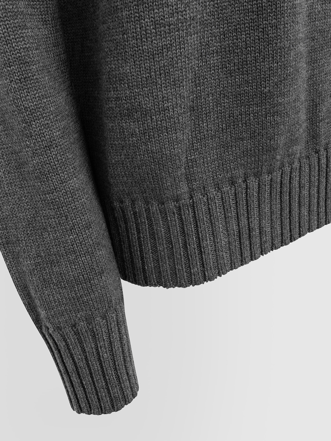 ALPHA STUDIO: CUELLO REDONDO URBANO EN MERINO