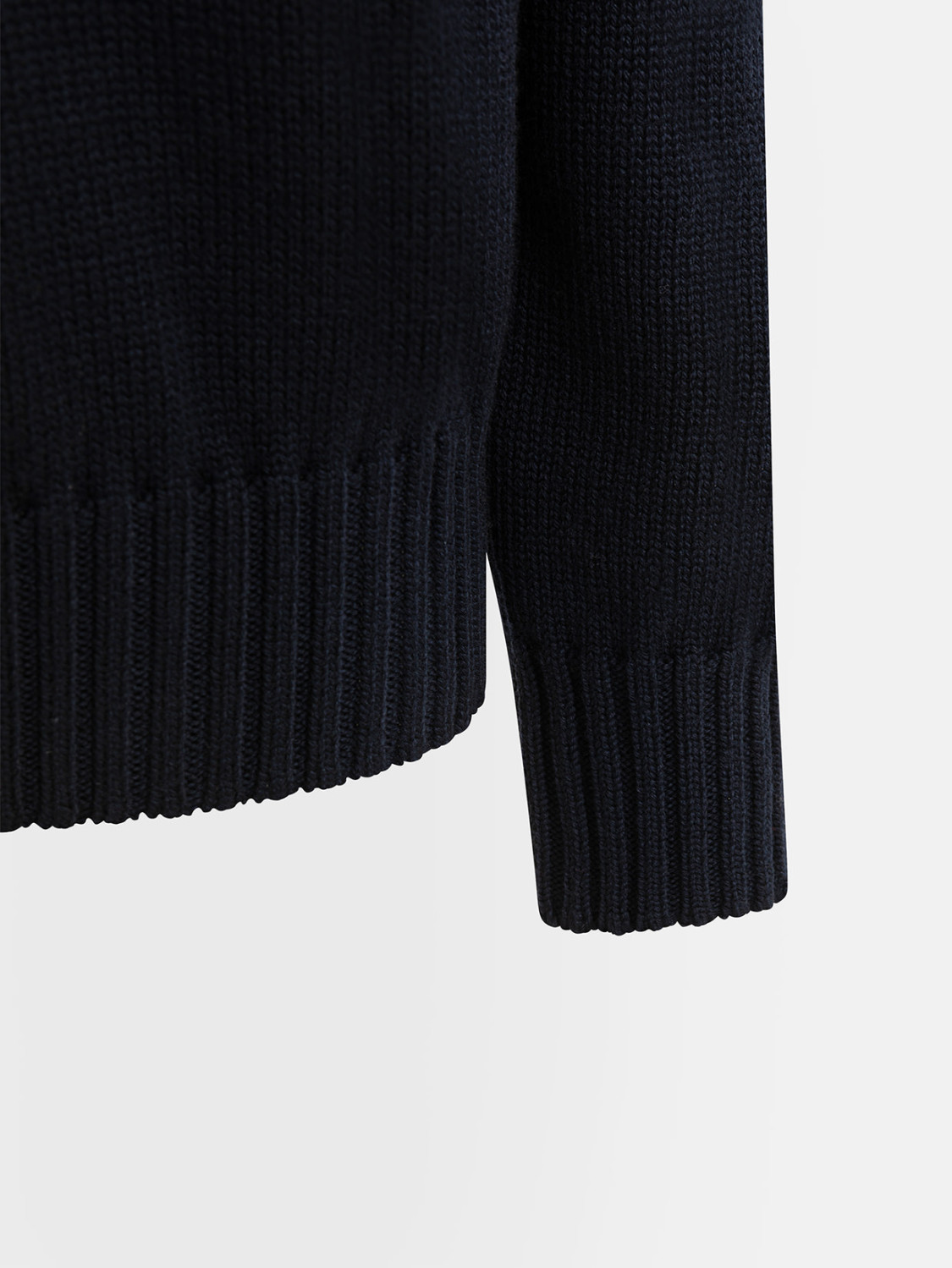 ALPHA STUDIO: Girocollo urbano en merino
