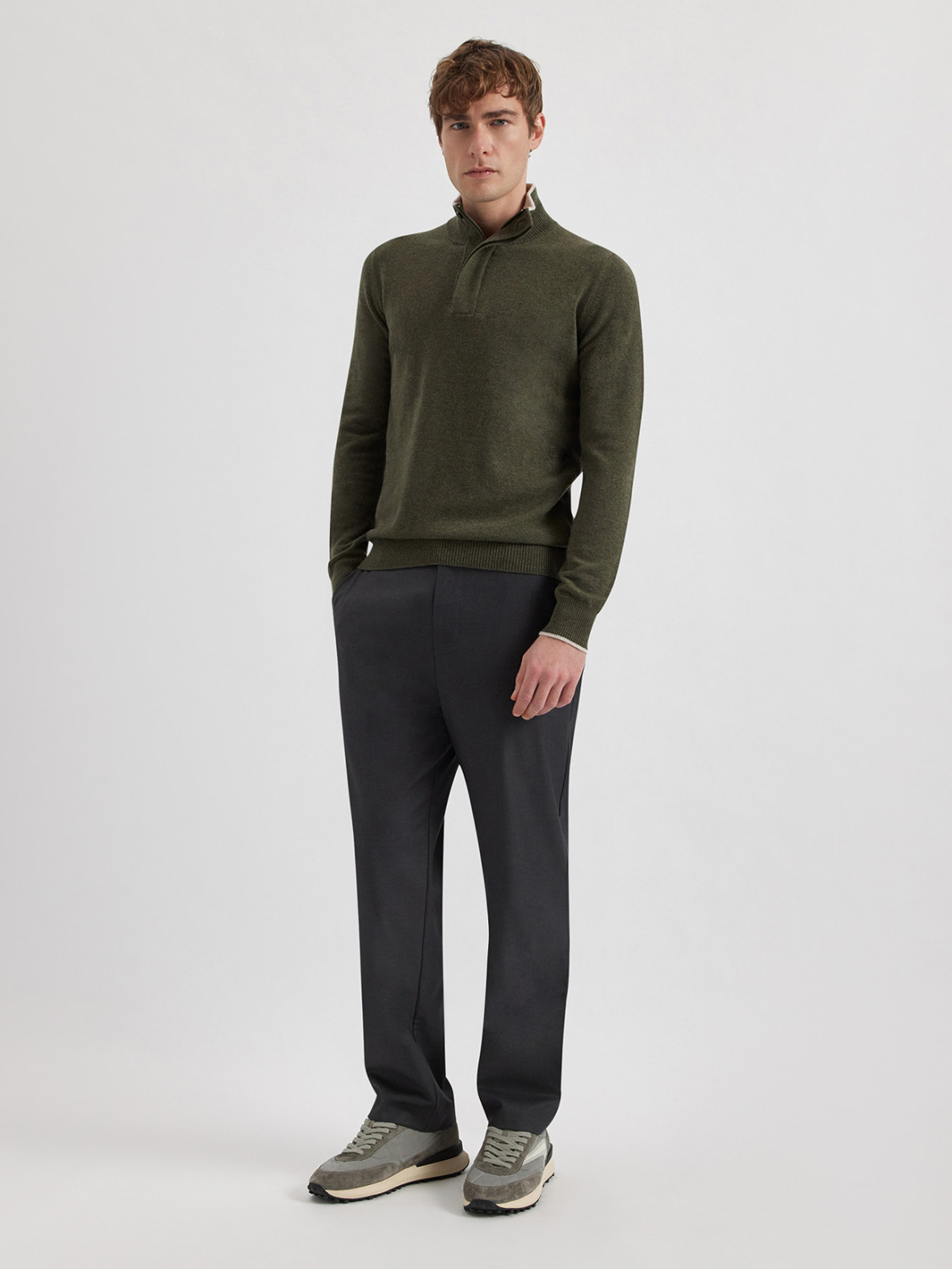 ALPHA STUDIO: JERSEY BASIC DE CUELLO PERKINS EN LANA GEELONG