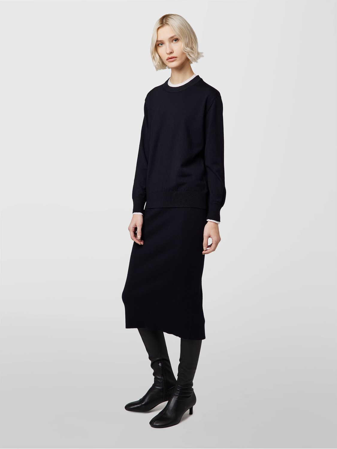 ALPHA STUDIO: CASUAL MOOD LONG SLEEVE CREW NECK SWEATER