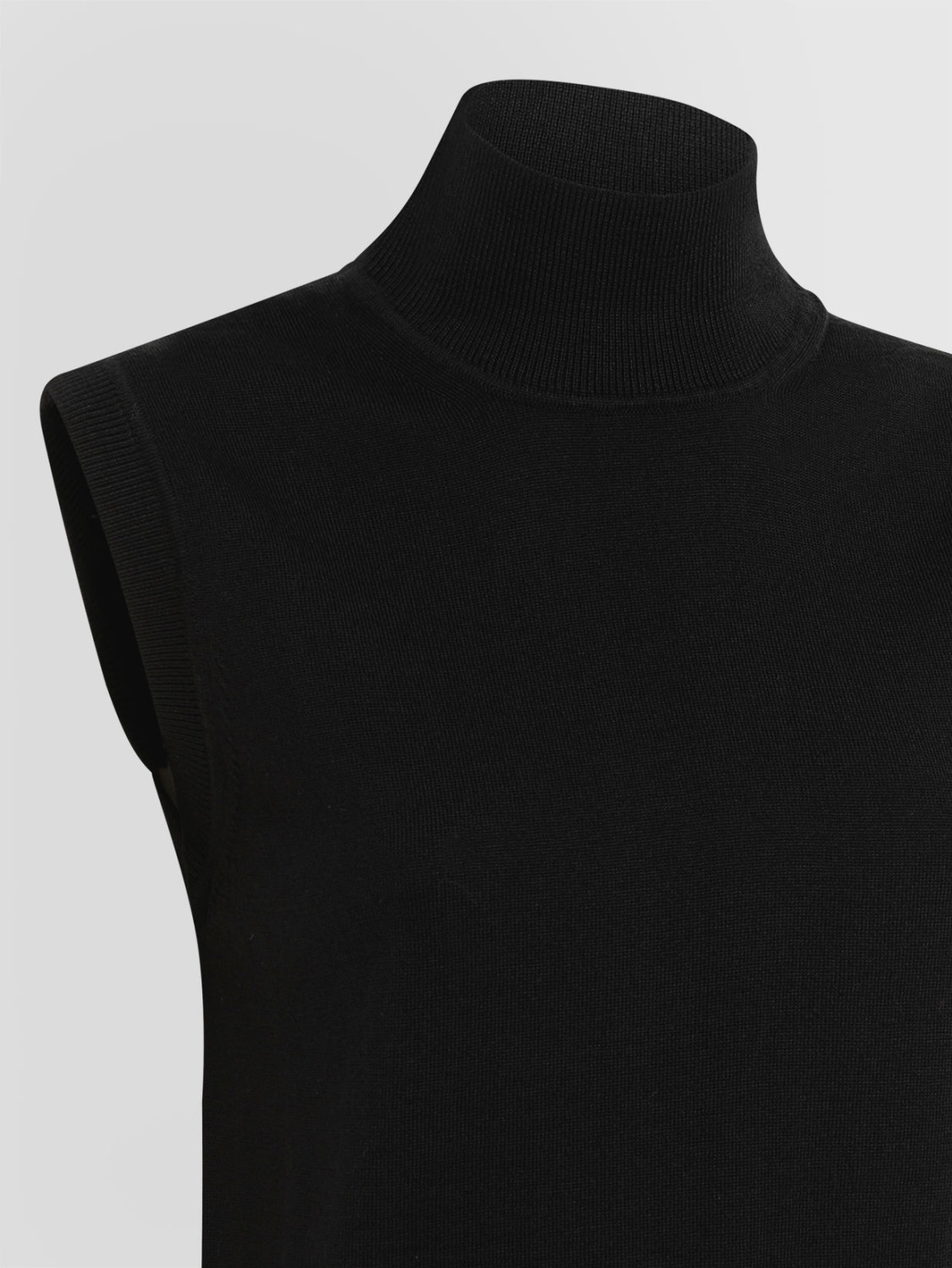 ALPHA STUDIO: TIMELESS SLEEVELESS HALF NECK SWEATER