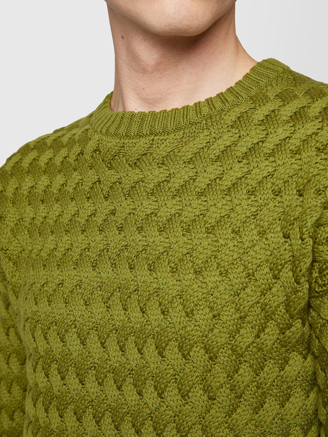 ALPHA STUDIO: URBAN HALF NECK SWEATER IN MERINO WOOL