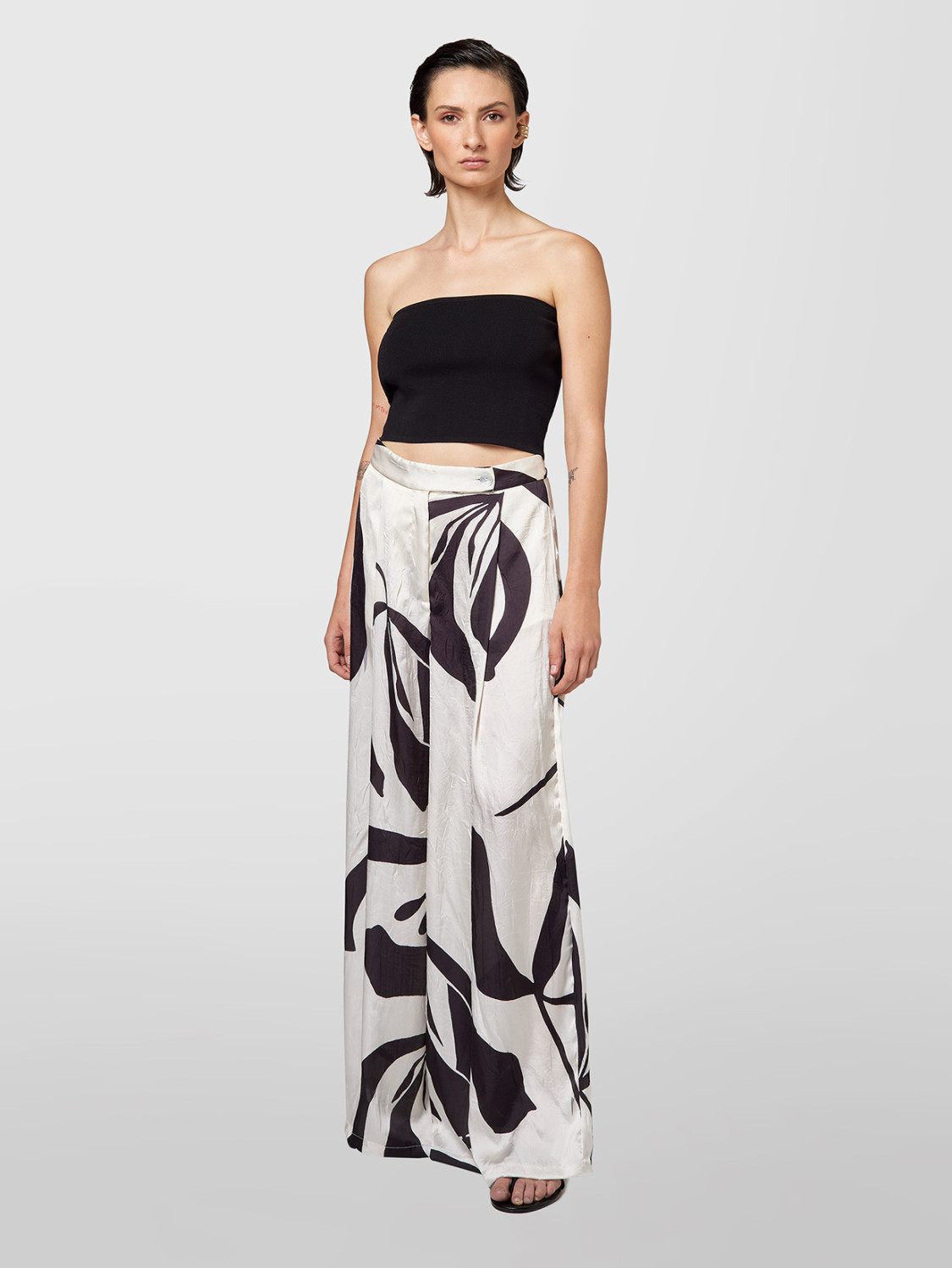 ALPHA STUDIO: CRIKLE FLOWER PANTS