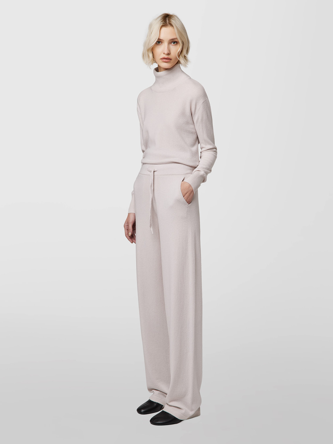 ALPHA STUDIO: MIX SHAPES PANTS