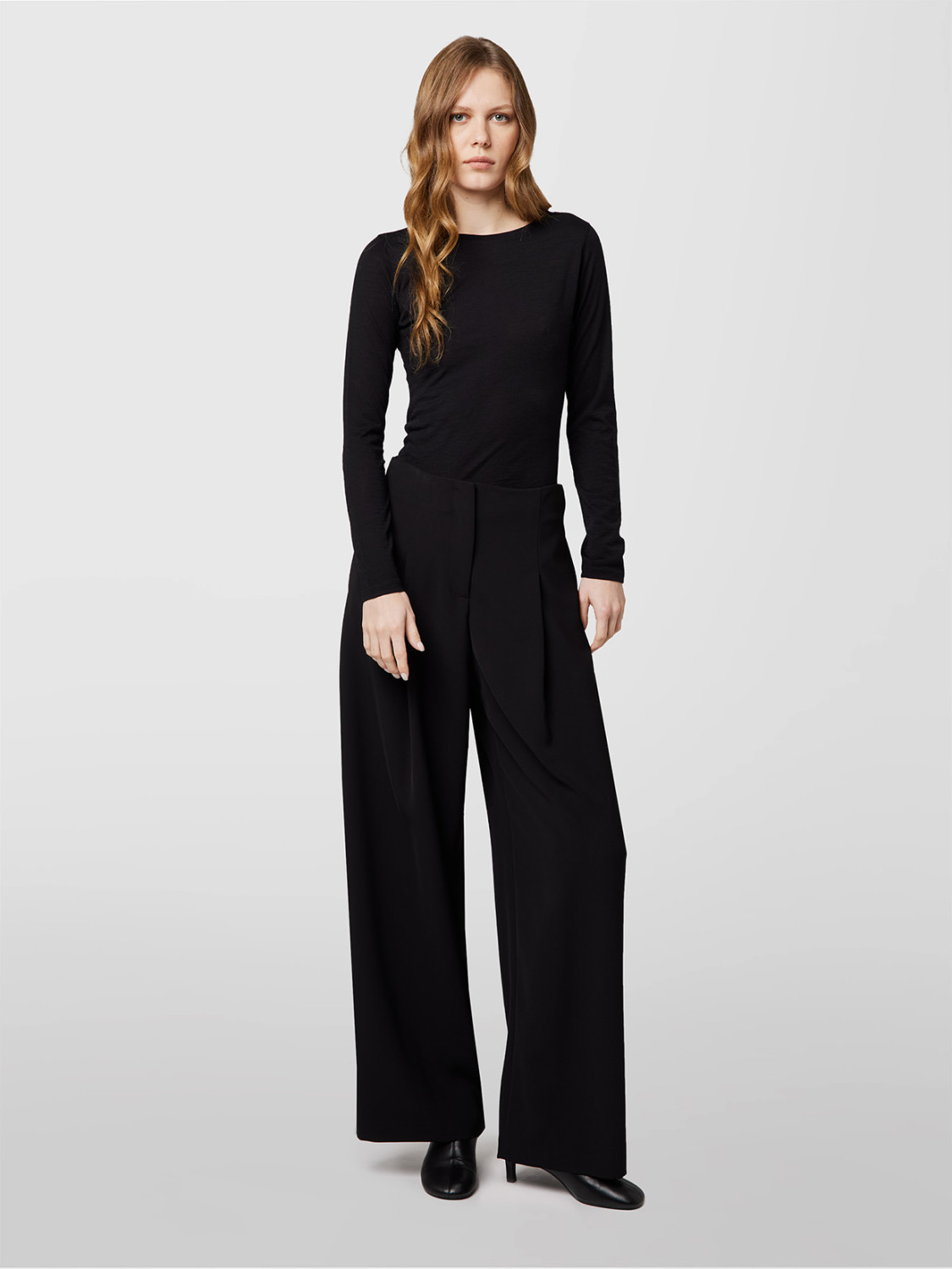 ALPHA STUDIO: DARTED PANTS IN CADY