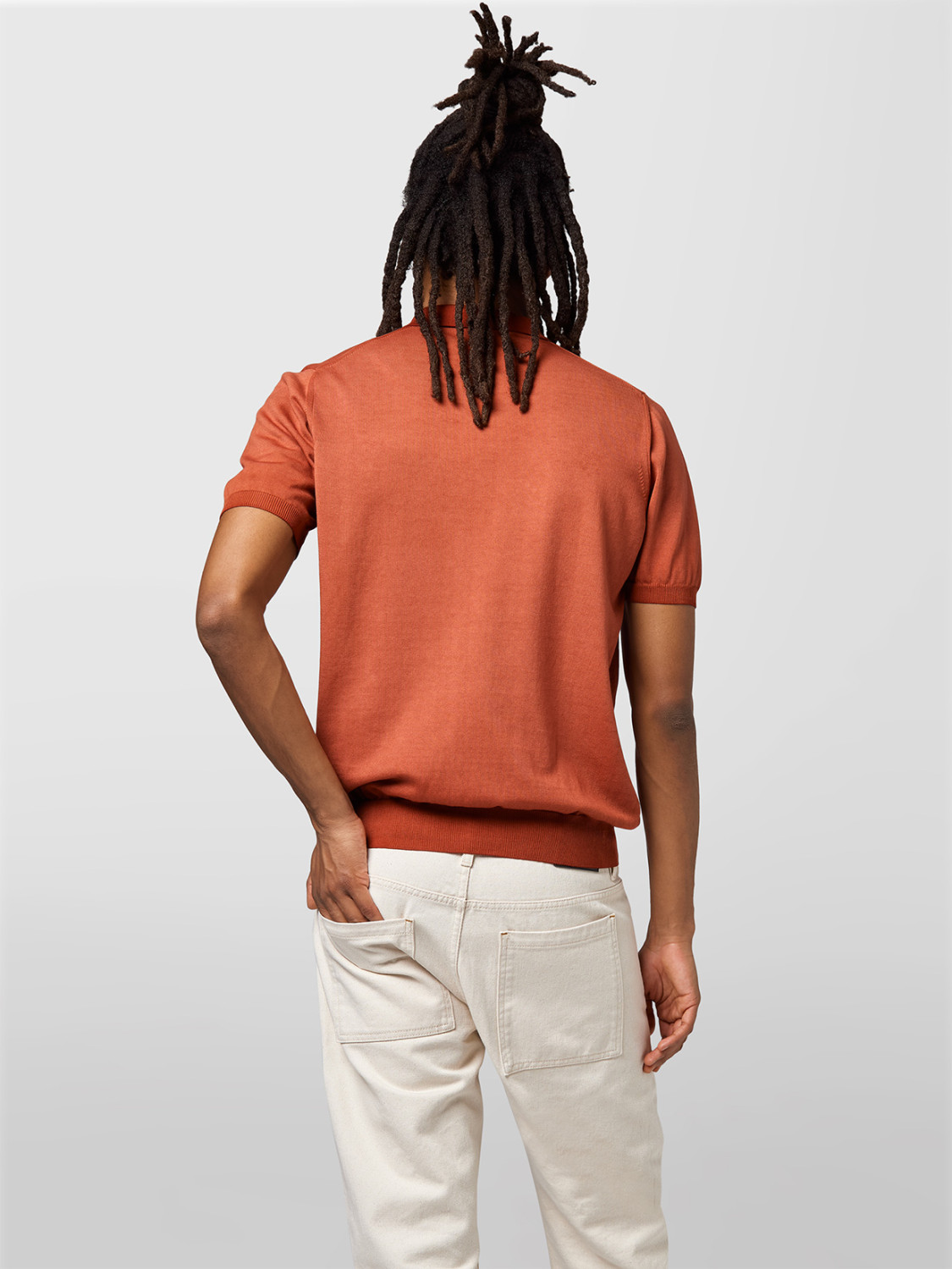 ALPHA STUDIO: POLO FRÍO REVERSO