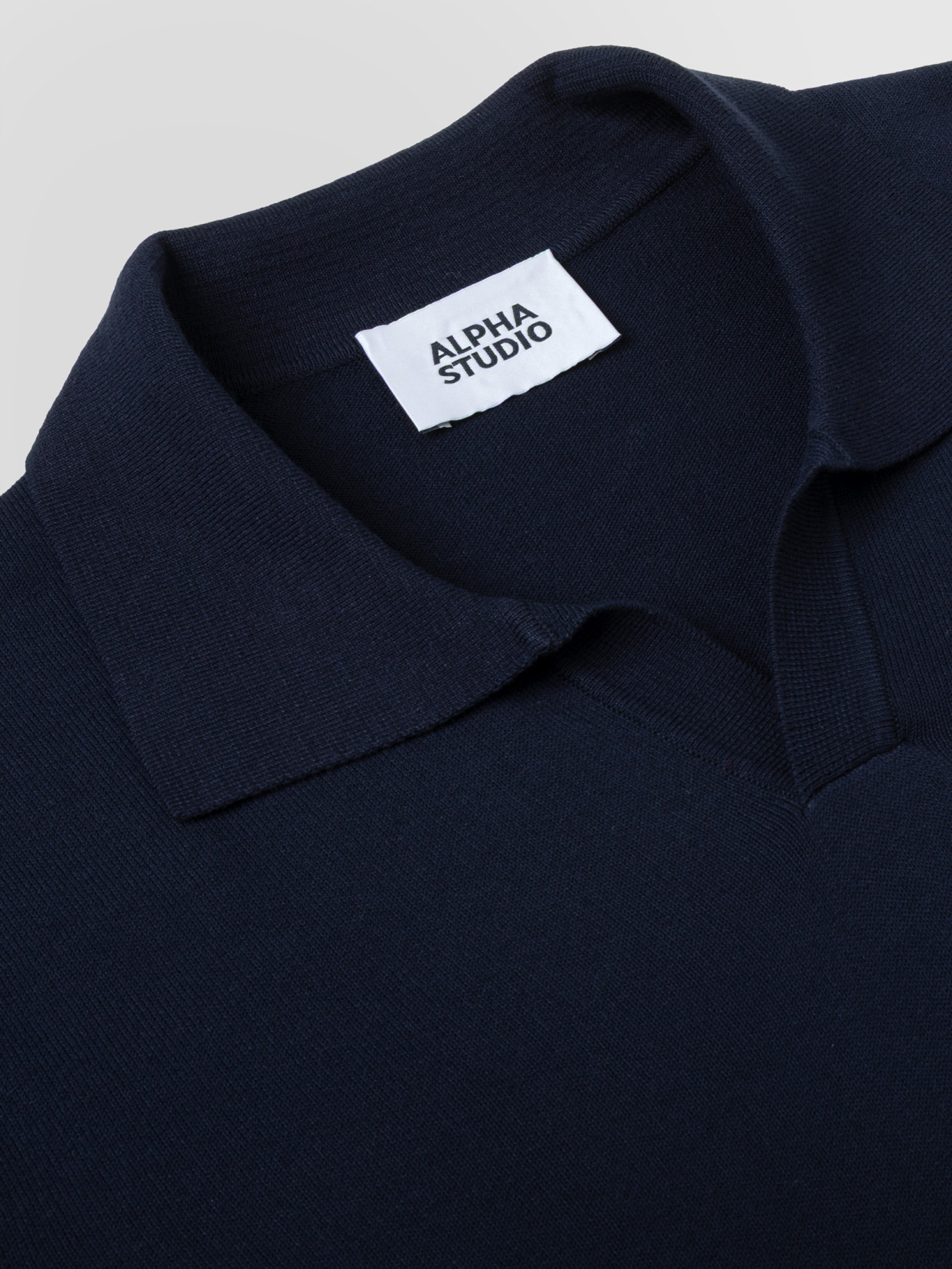 Alpha Studio Polo In Crepe