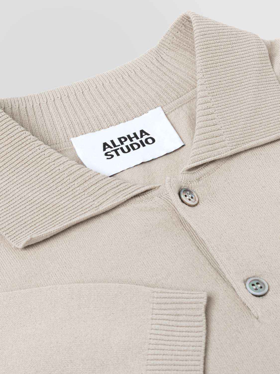 ALPHA STUDIO: POLO EN CREPE TÉCNICO