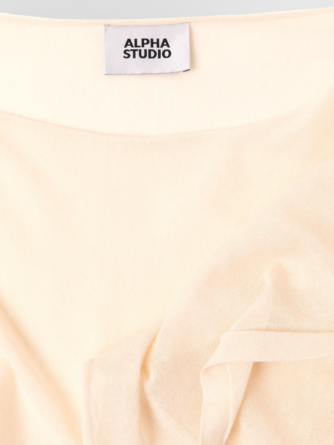 ALPHA STUDIO: PONCHO INTEGRAL CON TRANSPARENCIAS