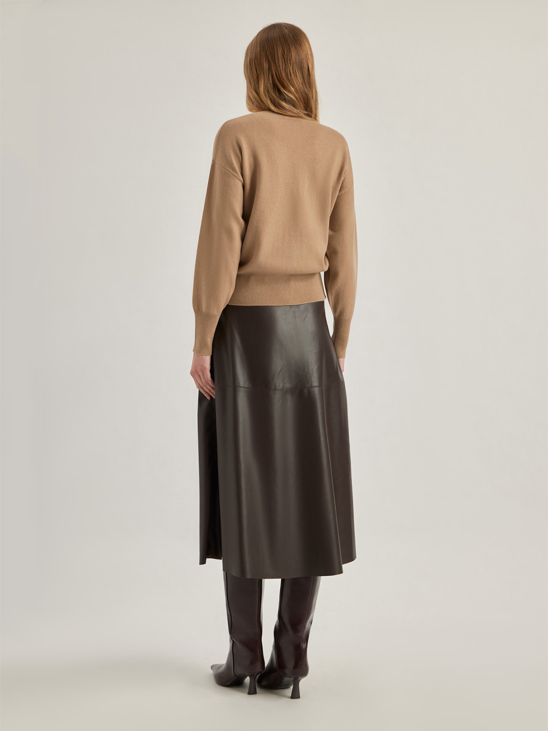 ALPHA STUDIO: REBECCA IN WOOL AND CASHMERE