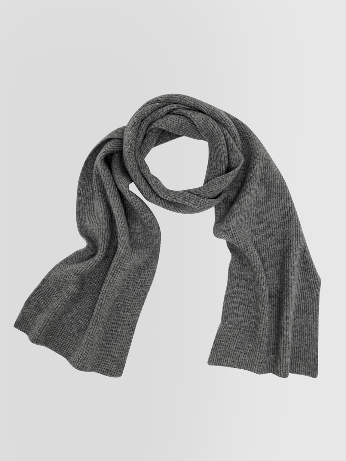 ALPHA STUDIO: RIBBED SCARF IN CASHMERE