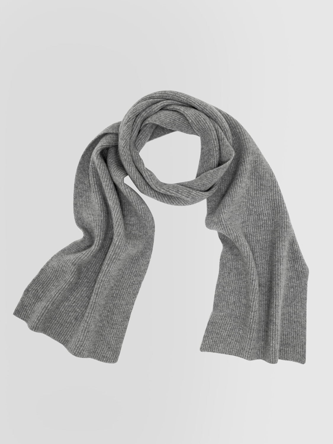 ALPHA STUDIO: RIBBED SCARF IN CASHMERE