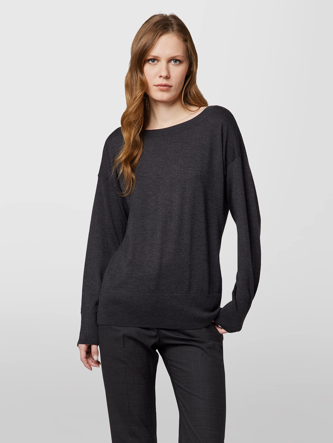 ALPHA STUDIO: CASHMERE BOAT NECK