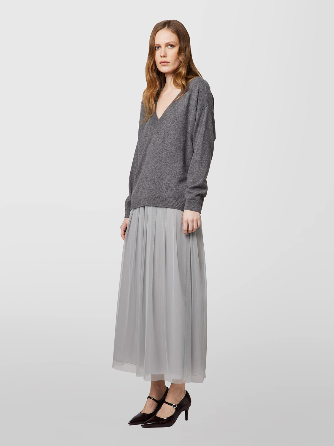 ALPHA STUDIO: FOUR SEASON V-NECK SWEATER