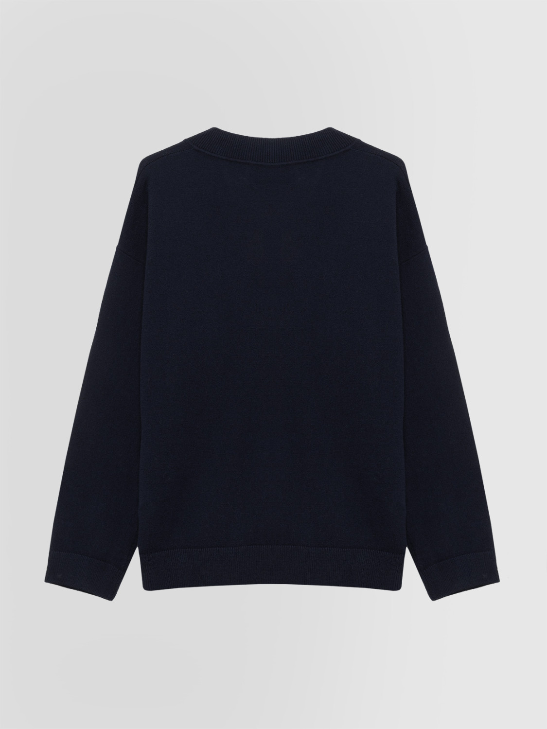ALPHA STUDIO: JERSEY DE CUELLO PICO EN LANA GEELONG