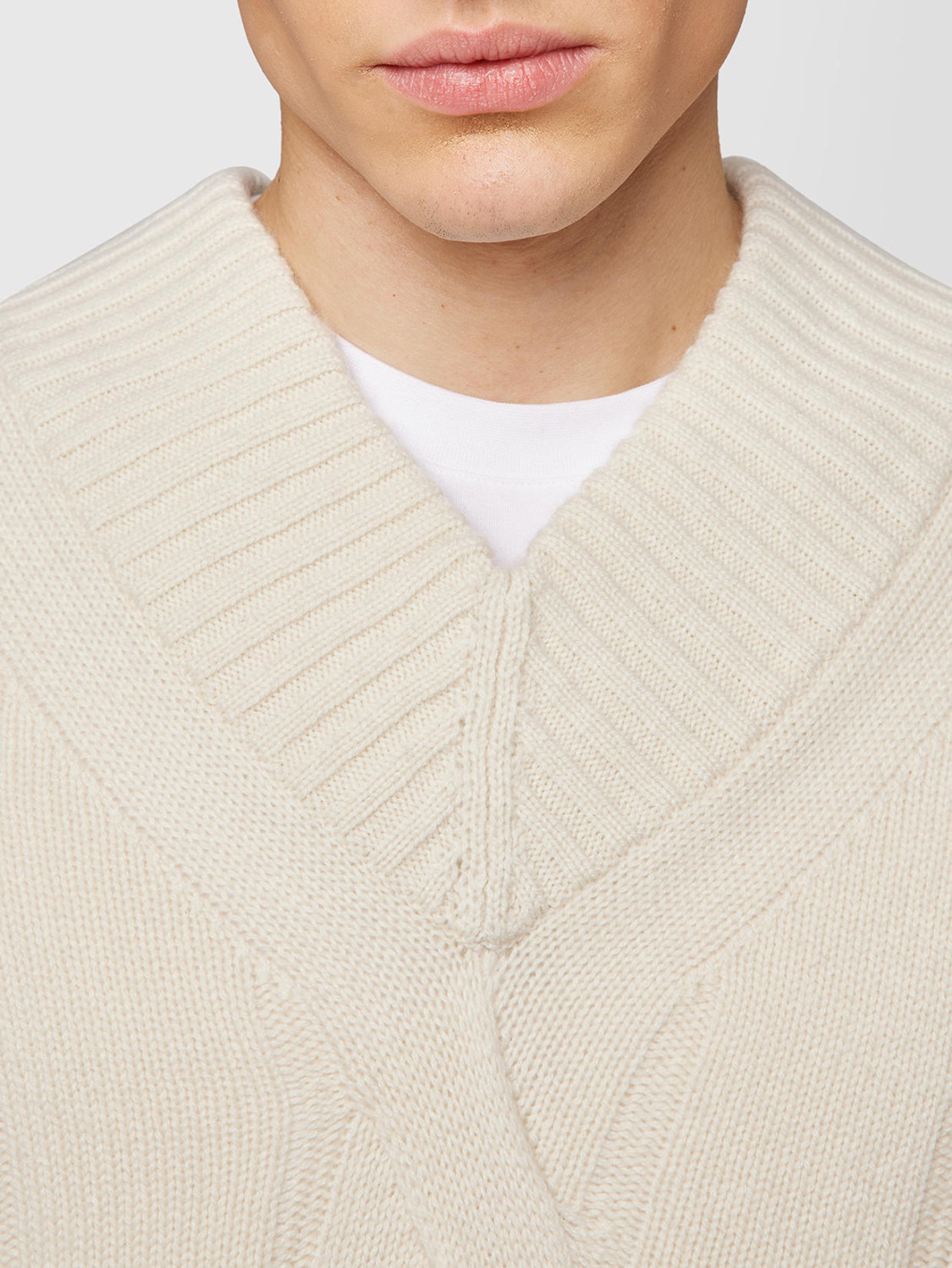 ALPHA STUDIO: ENCOLURE EN V TRESSE EN CACHEMIRE 4 FILS