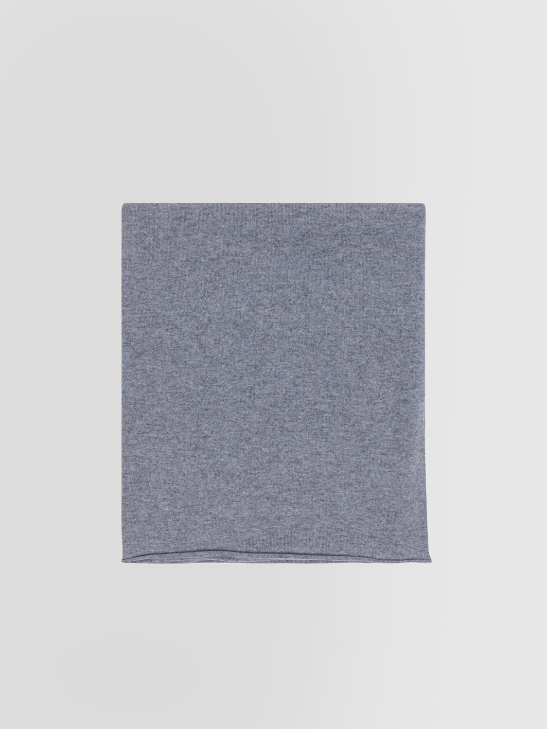 ALPHA STUDIO: STOLA SHOULDER PADS