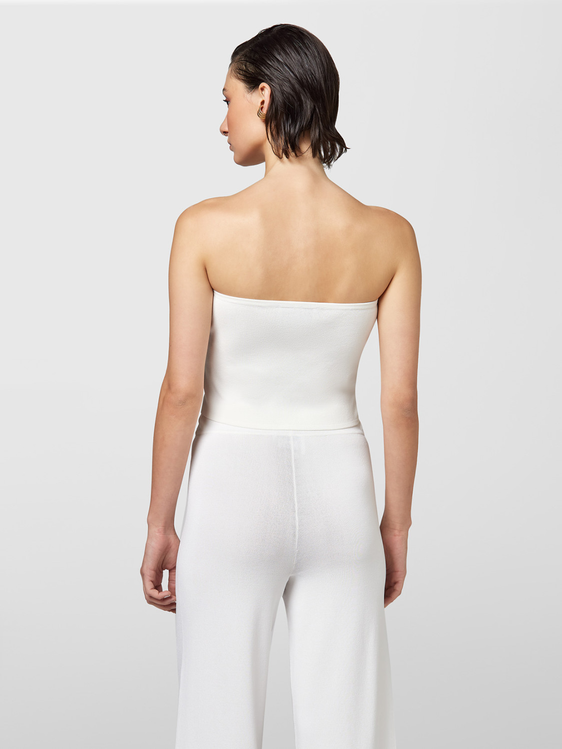 ALPHA STUDIO: TOP TAILORED AVEC BRODERIE